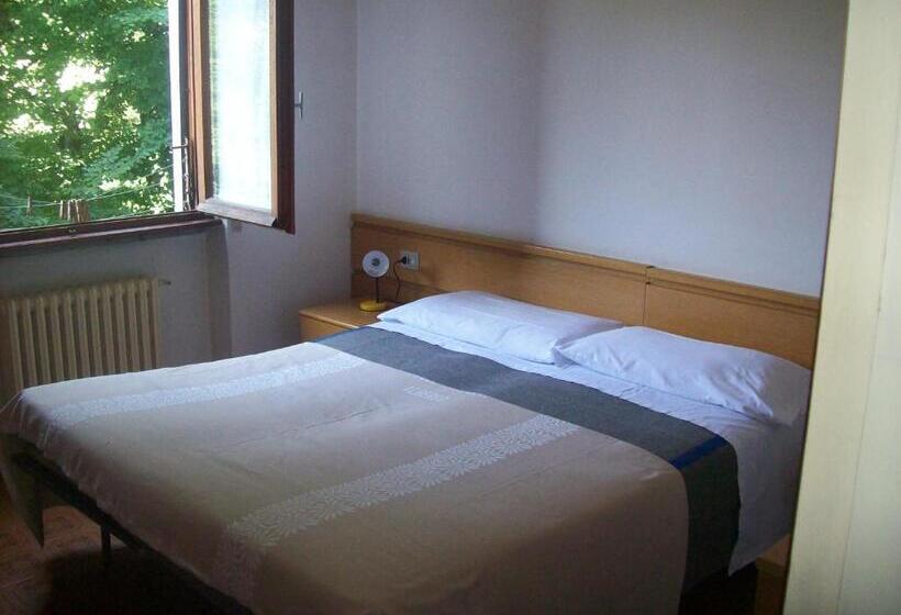 בית מלון כפרי Valle Intelvi