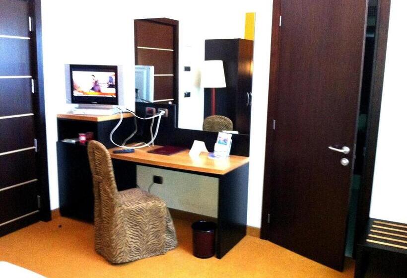 فندق Villa Alessandra