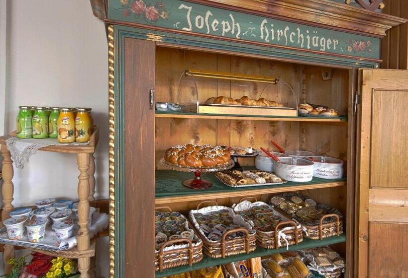 ホテル Villa Alpina S