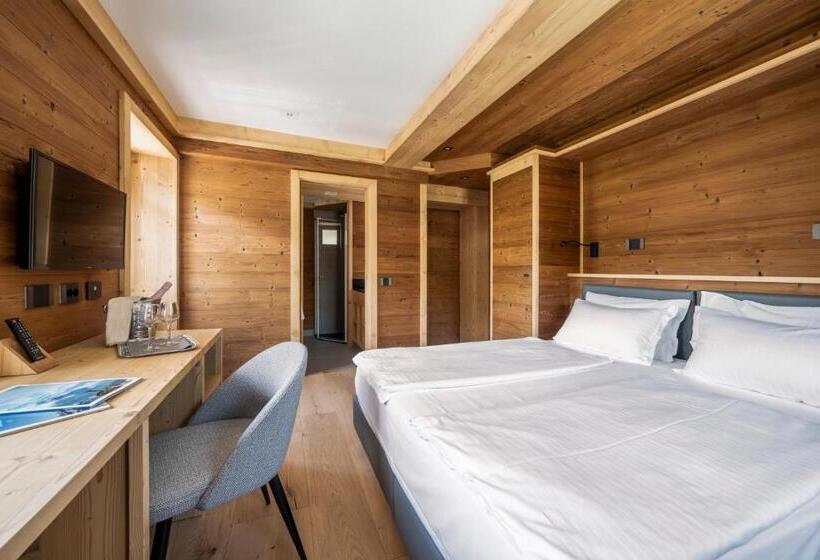 ホテル Villa Alpina S