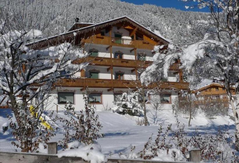 فندق Villa Gemmy