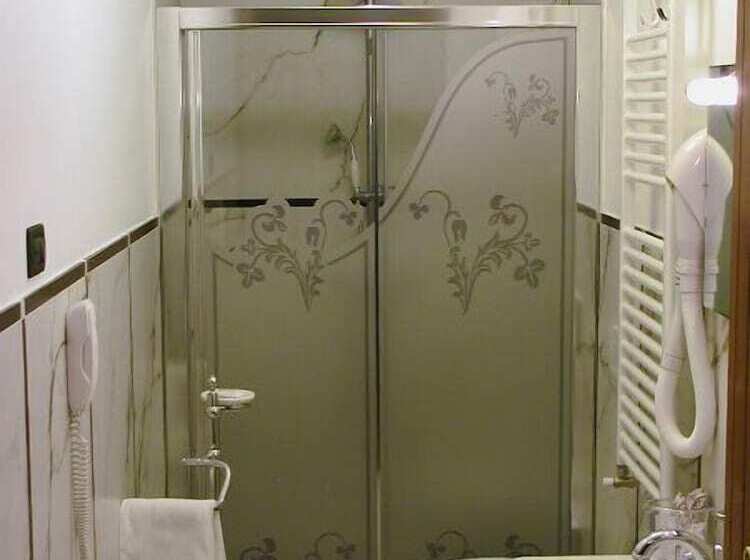 酒店 Villa Madonna