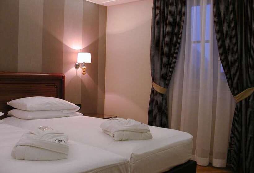 酒店 Villa Madonna