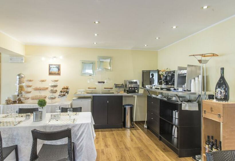 فندق Villa Maria