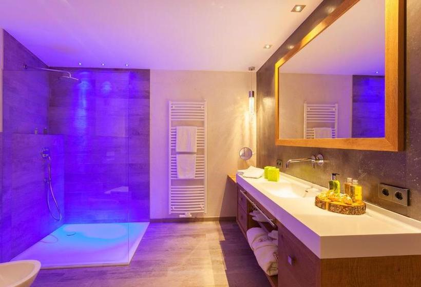 Panoramahotel Watles