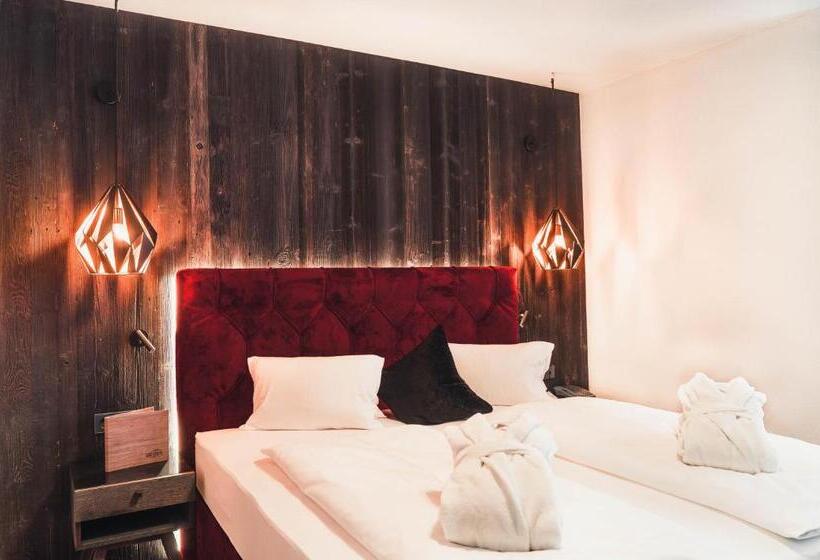 Panoramahotel Watles