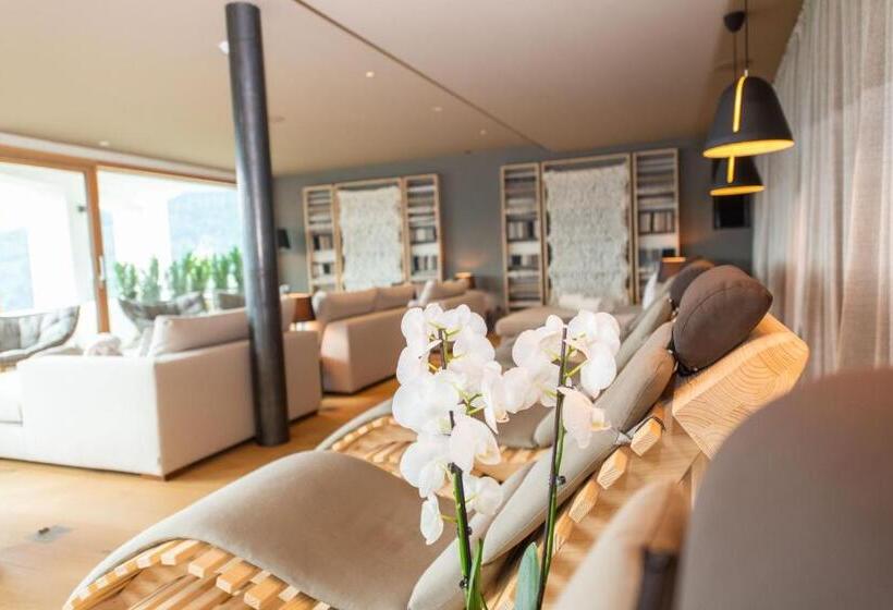 Panoramahotel Watles