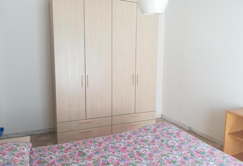 Residence Villa Carmen Fronte Mare A 50 Mt