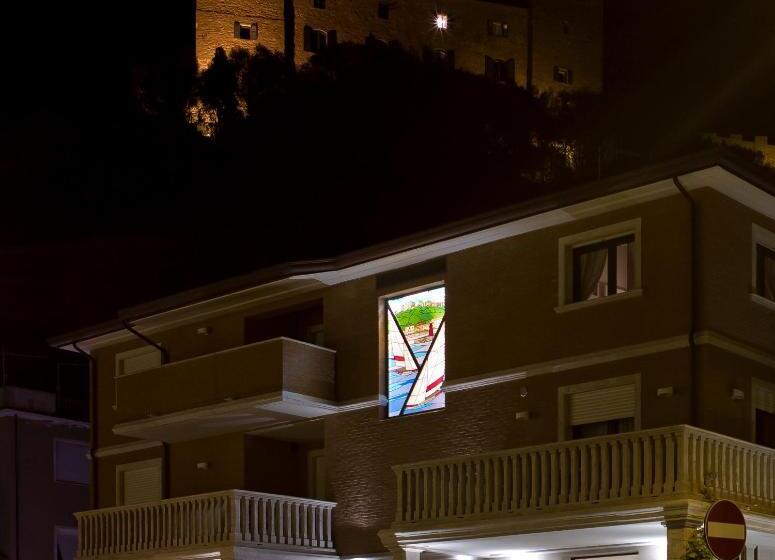 اقامتگاه Appartamenti Villa Ancora