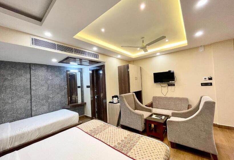 A One Pride ! Puri Fully Air Conditioned Hotel Near Sea Beach & Temple With Lift And Parking Facilit