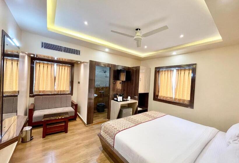 A One Pride ! Puri Fully Air Conditioned Hotel Near Sea Beach & Temple With Lift And Parking Facilit
