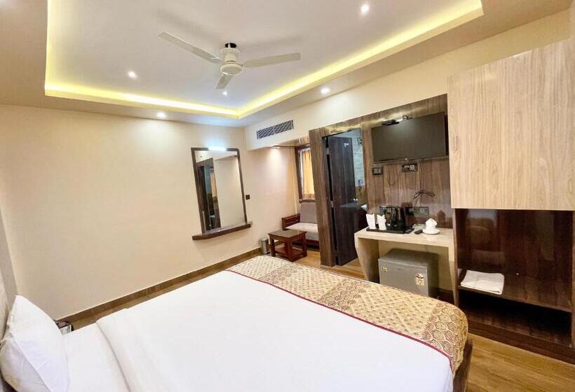 A One Pride ! Puri Fully Air Conditioned Hotel Near Sea Beach & Temple With Lift And Parking Facilit