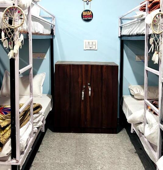 هاستل Clovee S Rooms Dorms And Restro