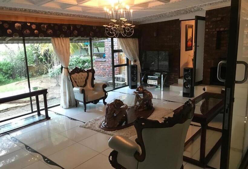 צימר Alizwa Guesthouse