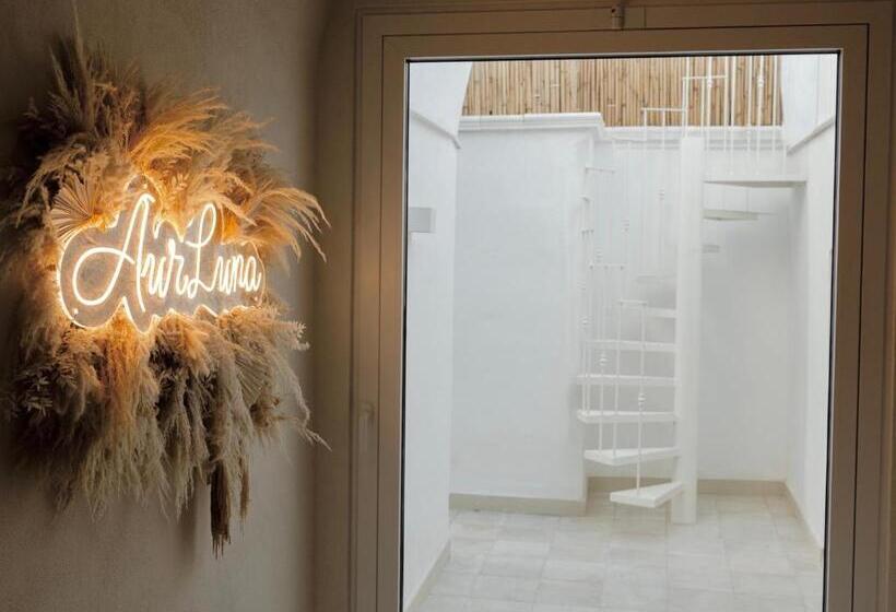تختخواب و صبحانه Aurluna Luxury Suites