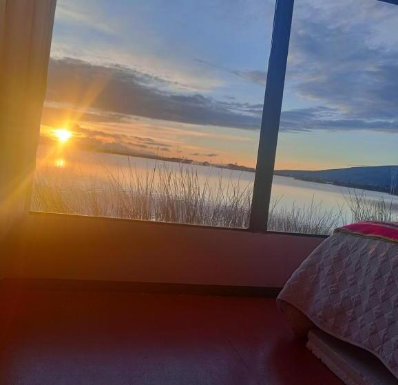住宿加早餐  Laguna Del Titicaca Lodge