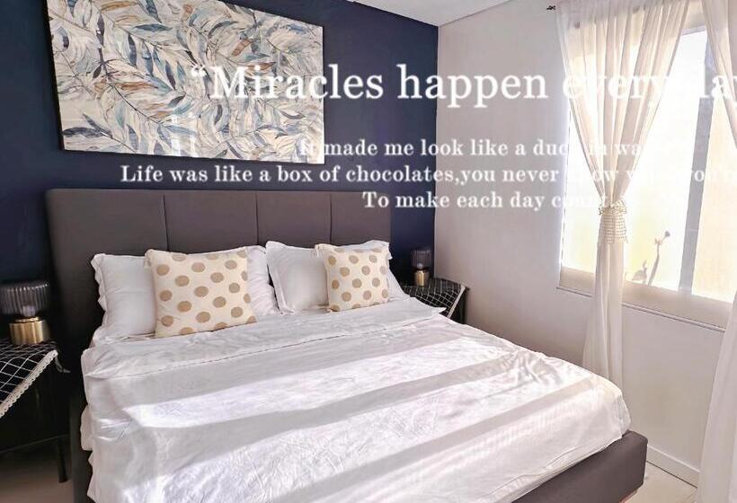 تختخواب و صبحانه Lariszone Luxury Courtyard Villa