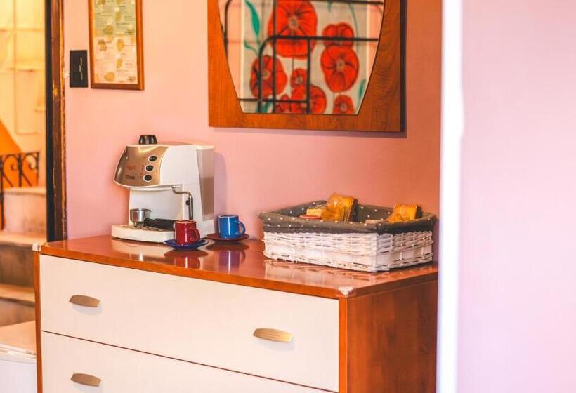 تختخواب و صبحانه Sassari   Le Mura Antiche Rooms