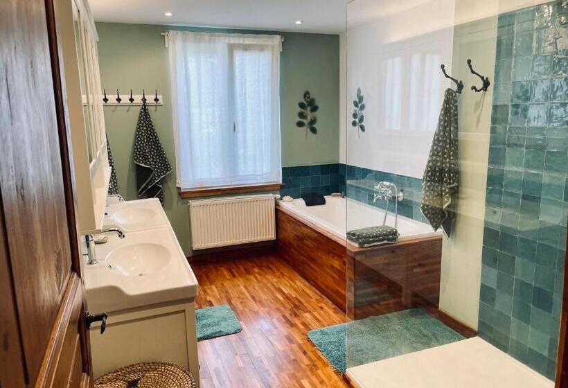 Bed and Breakfast Les Volets Blancs