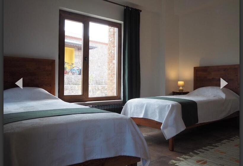 ベッドアンドブレックファースト Pırnal Köy Evi