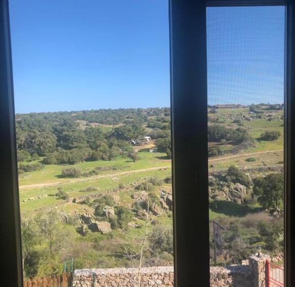 مبيت وإفطار Pırnal Köy Evi