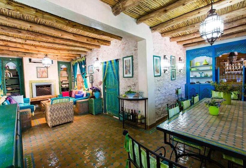 تختخواب و صبحانه Riad Des 1001 Fleurs