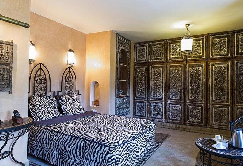 تختخواب و صبحانه Riad Des 1001 Fleurs