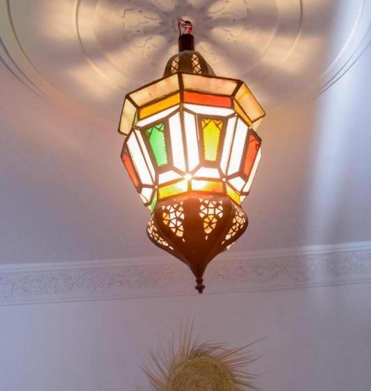 تختخواب و صبحانه Aourir Waves Surf House