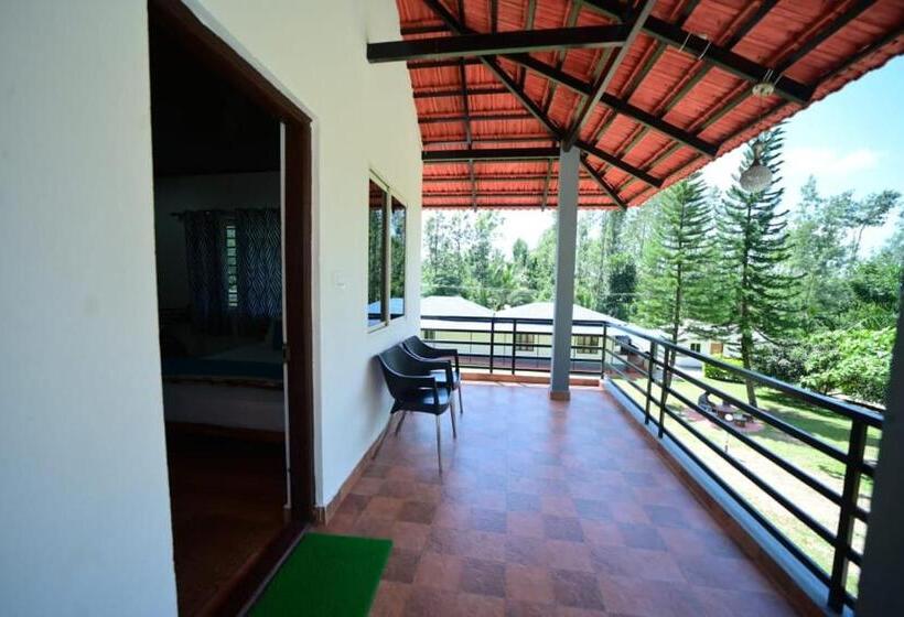 Bed and Breakfast Sipayi Resort Coorg