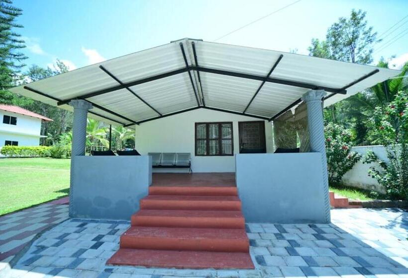 Bed and Breakfast Sipayi Resort Coorg