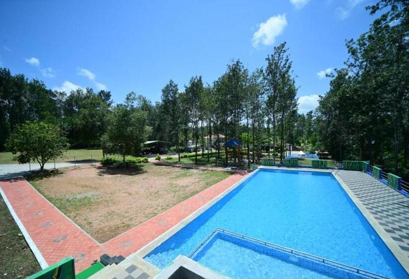 Bed and Breakfast Sipayi Resort Coorg