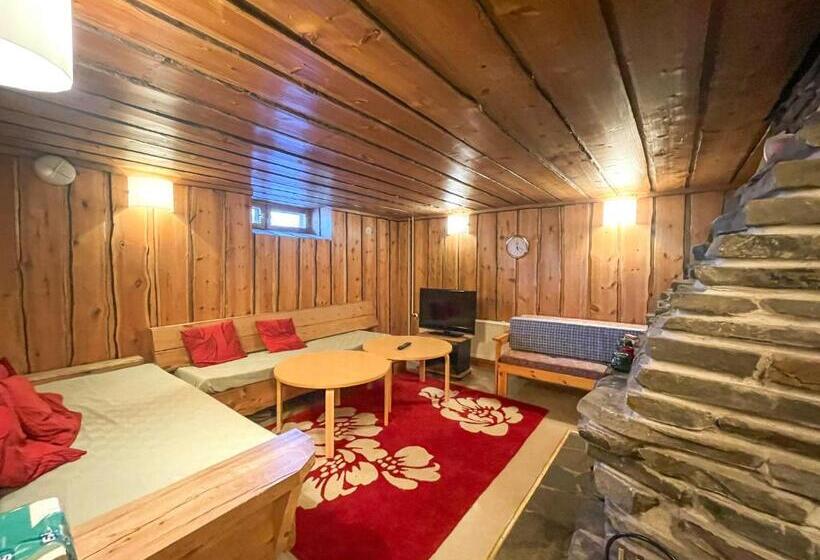 تختخواب و صبحانه Sova Guesthouse