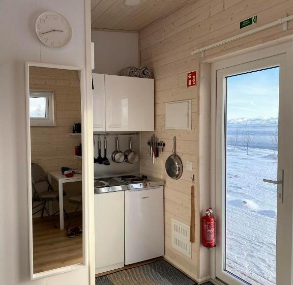 تختخواب و صبحانه Ugla Gistihús