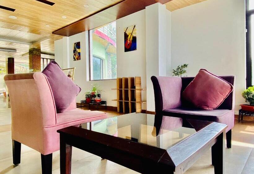 Green Valley Resort Mashobra By An Hotels