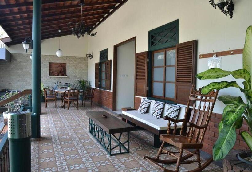 ホテル Aneka Baru