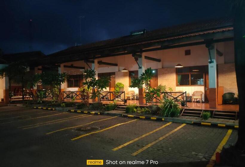 ホテル Aneka Baru