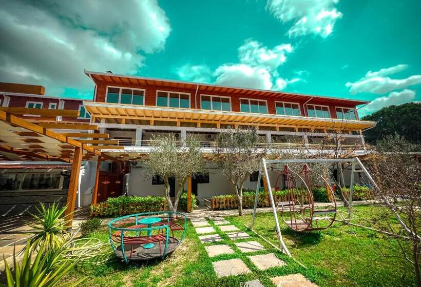 בית מלון כפרי Aromë Natyre By Alarafarm