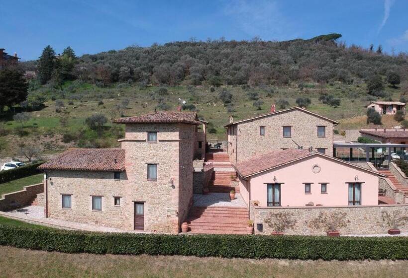 בית מלון כפרי Borgo Sant Apollinare   Resort