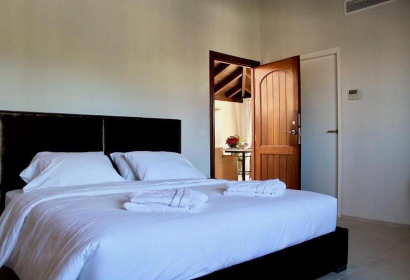 هتل Casa Tess Boutique