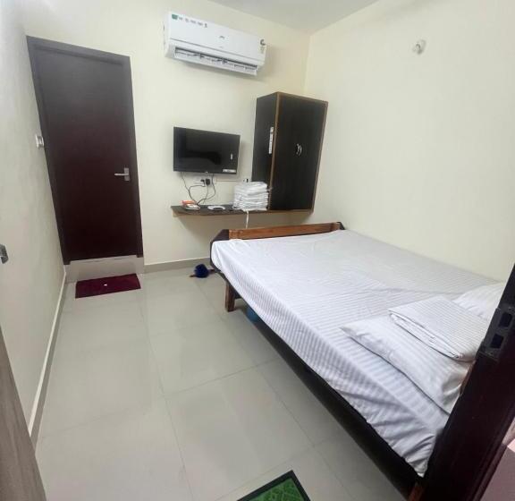 מלון כמוסות Panjamugam Residency