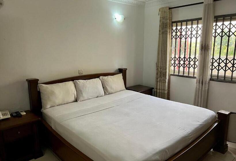 هتل Empress Guest House