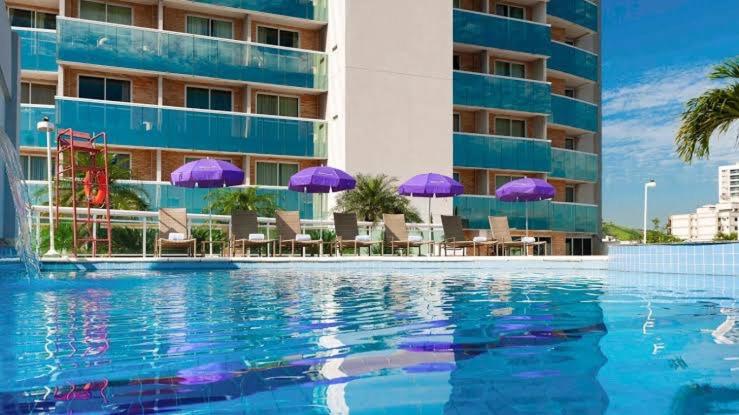 Flat Com Varanda, Quarto De Morador Hotel 1112
