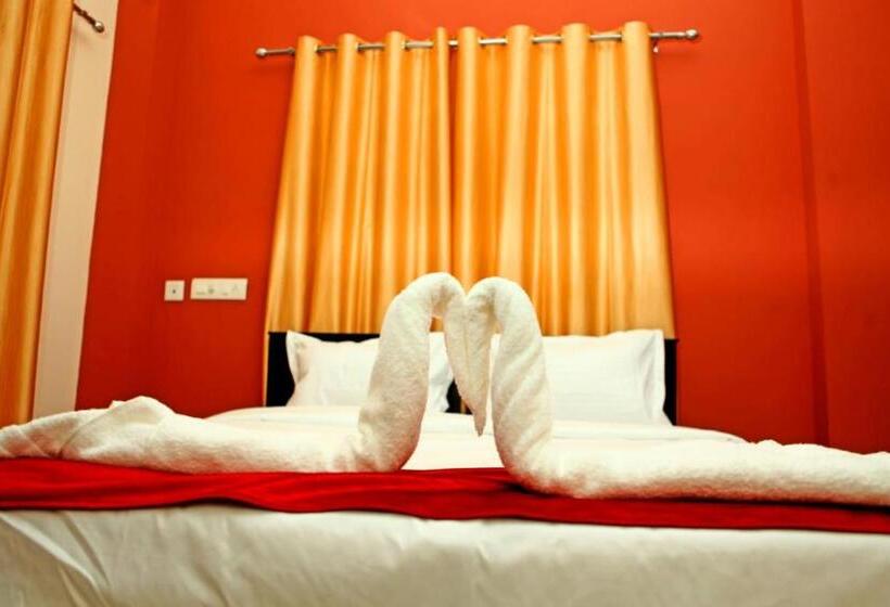 호텔 Karamangattu Residency