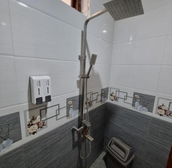 هتل Khách Sạn Viễn đông