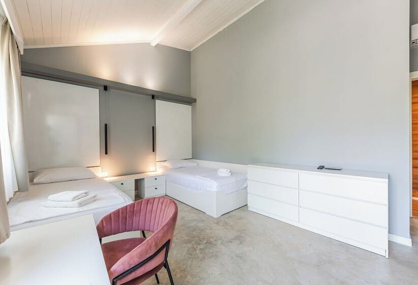 Отель Kompleksi Aljoma