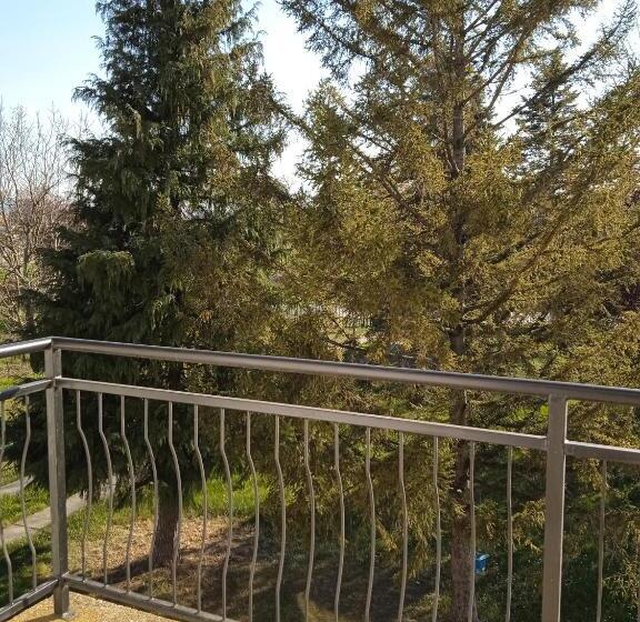 هتل Kuća Za Odmor Matić