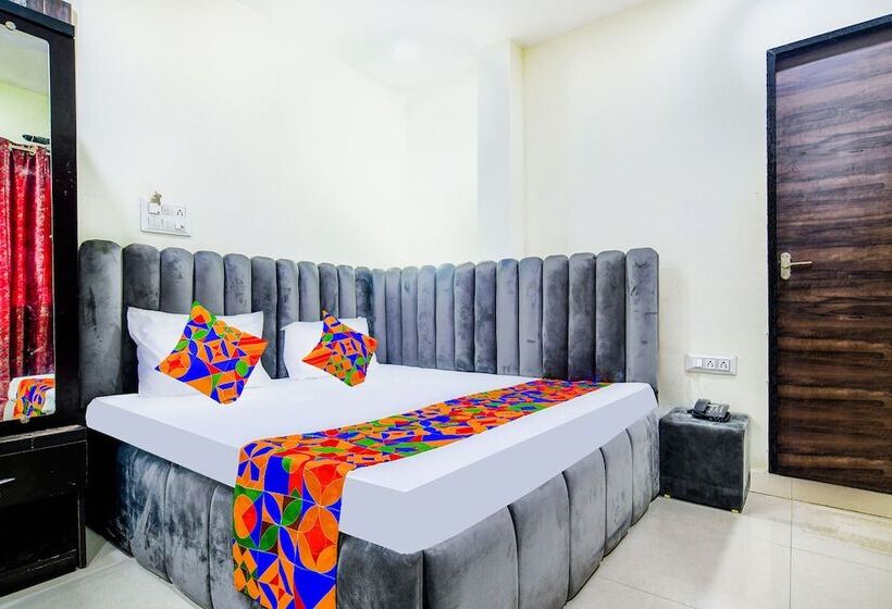 Fabhotel Mantra Residency