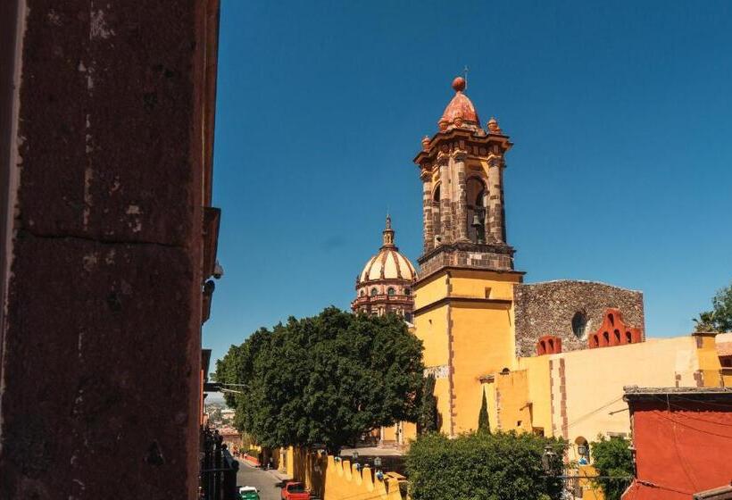 호텔 Maria Camille