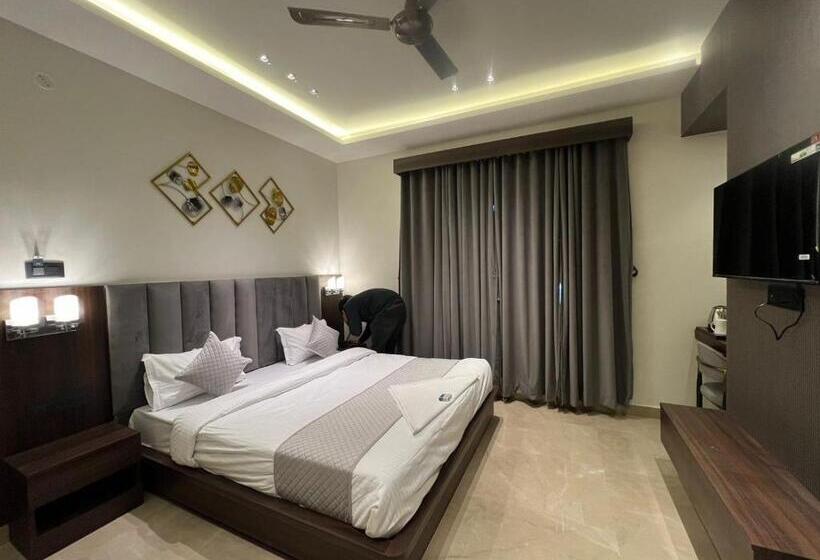 فندق Mng Stays At Bahuti Bypass