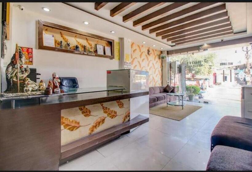 Отель Neelkanth , Bhopal